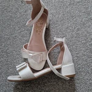 Elegant White Block Heel Sandals